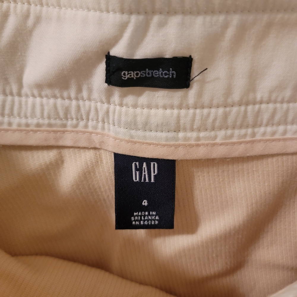 GAP Light Cream Stretch Skirt - Picture 3 of 5